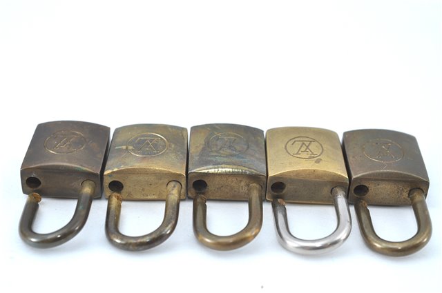 Authentic Louis Vuitton Padlock 10Set Old Model LV H6228