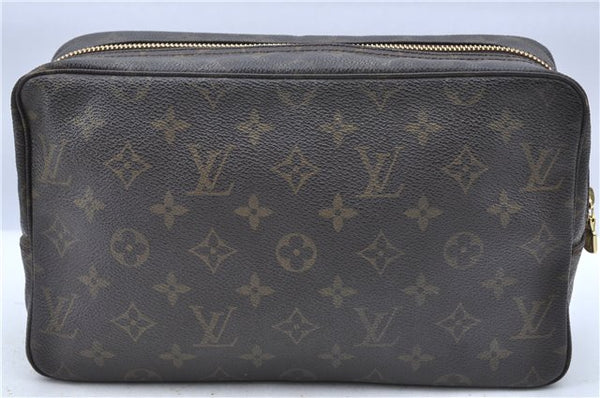 Auth Louis Vuitton Monogram Trousse Toilette 28 Clutch Hand Bag M47522 LV H6980