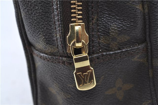 Auth Louis Vuitton Monogram Trousse Toilette 28 Clutch Hand Bag M47522 LV H6980