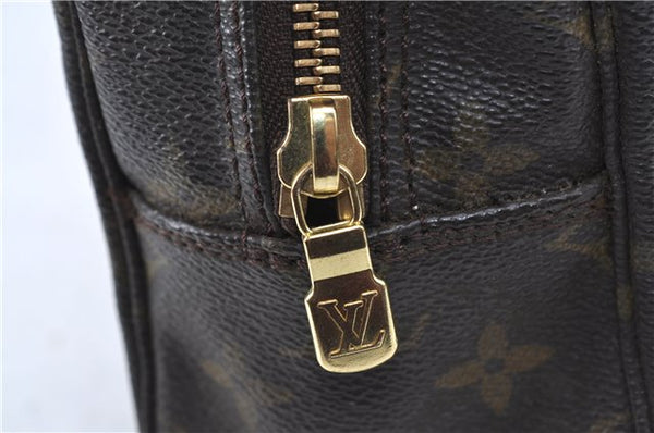 Auth Louis Vuitton Monogram Trousse Toilette 28 Clutch Hand Bag M47522 LV H6980