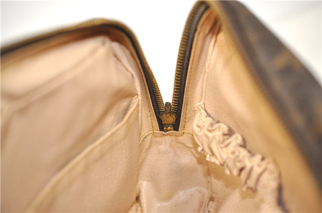 Auth Louis Vuitton Monogram Trousse Toilette 23 Clutch Bag M47524 Junk H7224