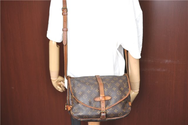 Auth LOUIS VUITTON Monogram Saumur 30 Shoulder Cross Body Bag M42256 LV H7315