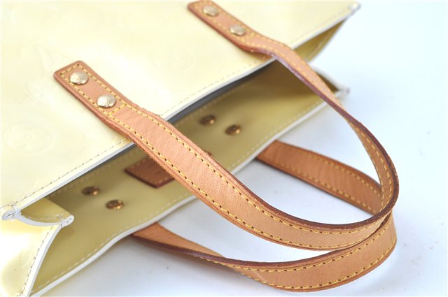 Authentic LOUIS VUITTON Vernis Reade PM Hand Bag Ivory White M91145 LV H7631