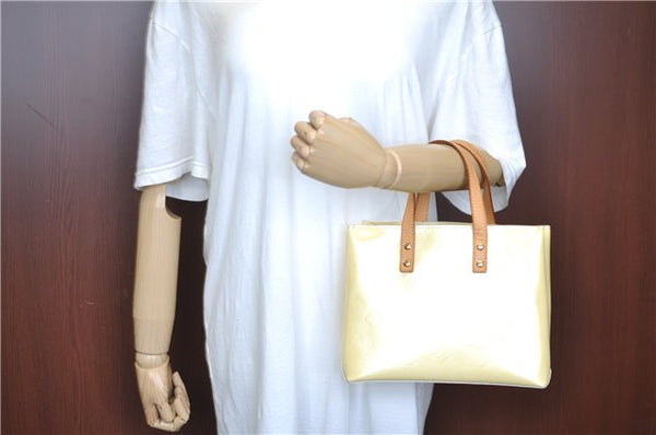 Authentic LOUIS VUITTON Vernis Reade PM Hand Bag Ivory White M91145 LV H7631