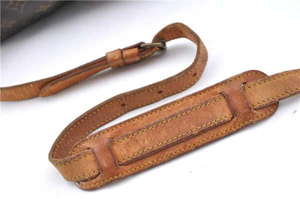 Auth LOUIS VUITTON Monogram Saumur 30 Shoulder Cross Body Bag M42256 LV H7719