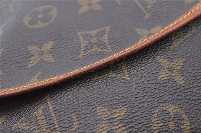 Auth LOUIS VUITTON Monogram Saumur 30 Shoulder Cross Body Bag M42256 LV H7719