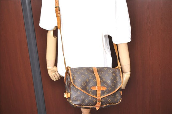Auth LOUIS VUITTON Monogram Saumur 30 Shoulder Cross Body Bag M42256 LV H7719