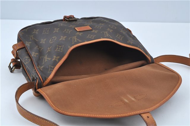 Auth LOUIS VUITTON Monogram Saumur 30 Shoulder Cross Body Bag M42256 LV H7738