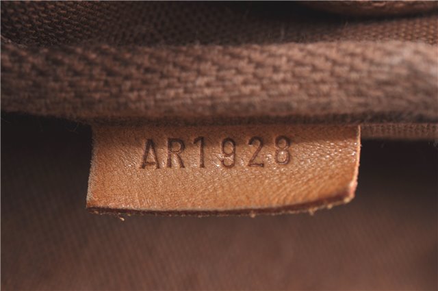 Authentic Louis Vuitton Monogram Pochette Accessoires Pouch M51980 LV H7817