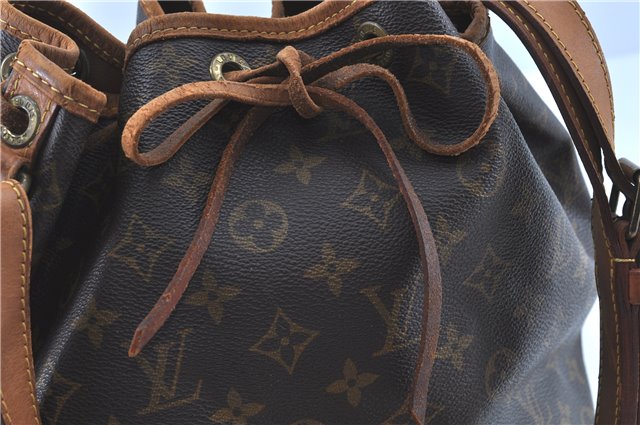 Authentic LOUIS VUITTON Monogram Petit Noe Shoulder Bag M42226 LV H7930