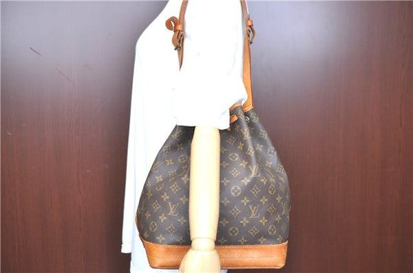 Authentic LOUIS VUITTON Monogram Noe Shoulder Bag M42224 LV H8000