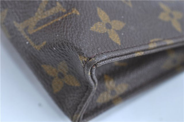 Auth LOUIS VUITTON Monogram Poche Toilette 15 Cosmetics Pouch M47546 LV H8045