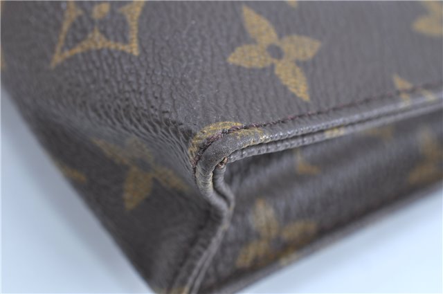 Auth LOUIS VUITTON Monogram Poche Toilette 15 Cosmetics Pouch M47546 LV H8045