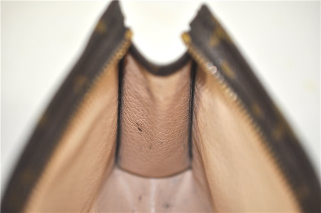 Auth LOUIS VUITTON Monogram Poche Toilette 15 Cosmetics Pouch M47546 LV H8045