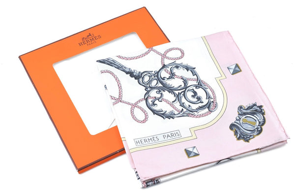 Authentic HERMES Carre 90 Scarf Keys Tassel Motif Silk Light Pink Box H8202