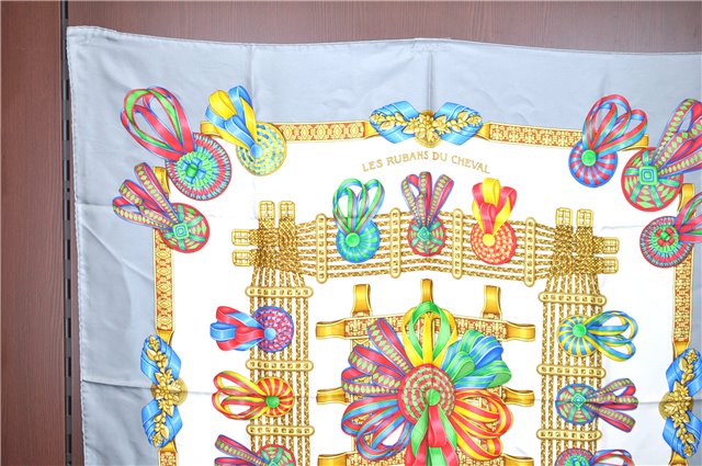 Authentic HERMES Carre 90 Scarf 