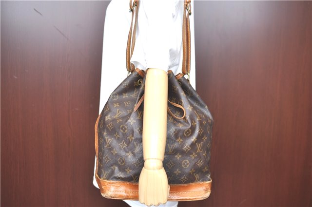 Authentic Louis Vuitton Monogram Noe Shoulder Bag M42224 LV H8539