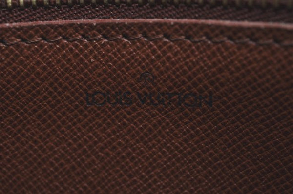 Auth Louis Vuitton Monogram Saint Cloud MM Shoulder Cross Bag M51243 LV H8541