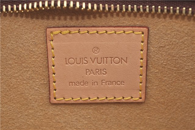 Authentic Louis Vuitton Nomade Pouch Beige LV H8557