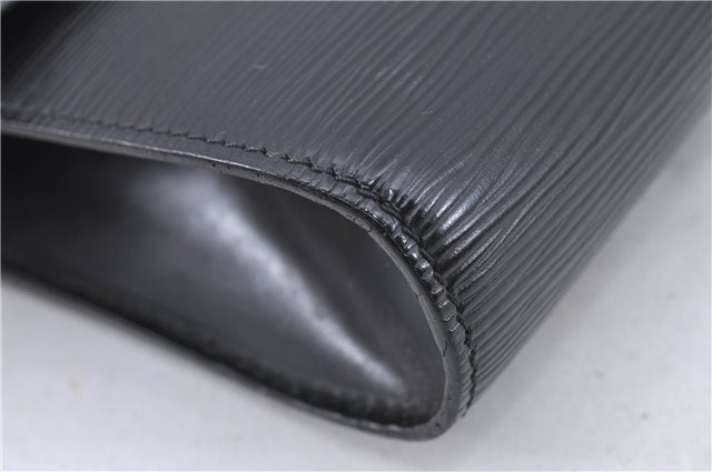 Authentic Louis Vuitton Epi Chaillot Clutch Bag Black M52542 LV H8675