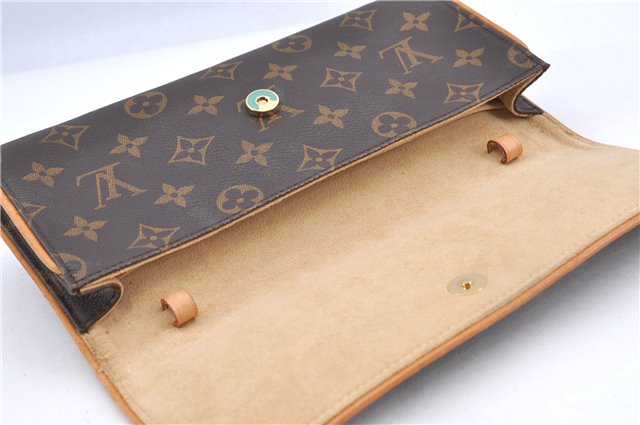 Authentic Louis Vuitton Monogram Pochette Twin GM Shoulder Bag M51852 LV H8677