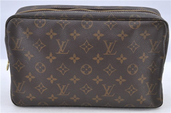 Auth Louis Vuitton Monogram Trousse Toilette 28 Clutch Hand Bag M47522 LV H8903