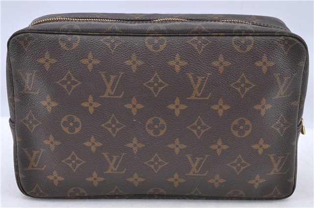 Auth Louis Vuitton Monogram Trousse Toilette 28 Clutch Hand Bag M47522 LV H8903