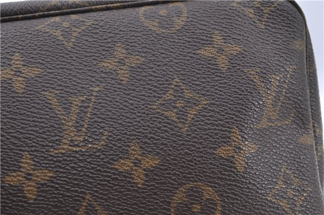Auth Louis Vuitton Monogram Trousse Toilette 28 Clutch Hand Bag M47522 LV H8903