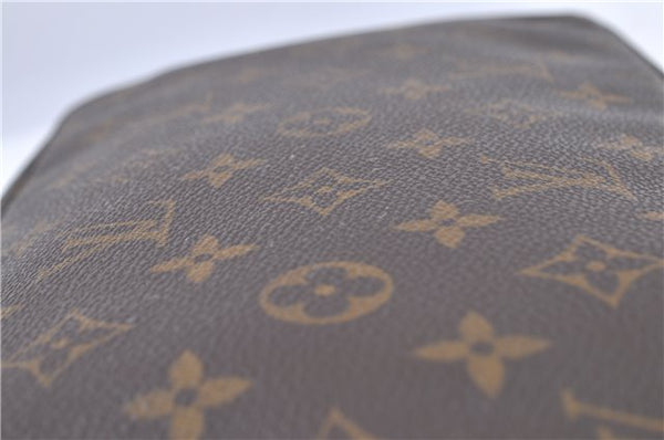 Auth Louis Vuitton Monogram Trousse Toilette 28 Clutch Hand Bag M47522 LV H8903