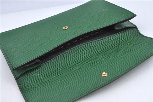 Authentic Louis Vuitton Epi Montaigne 27 Clutch Bag Green M52654 LV H8990