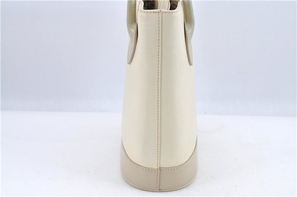 Authentic BURBERRY Vintage Leather Shoulder Bag Ivory H9092