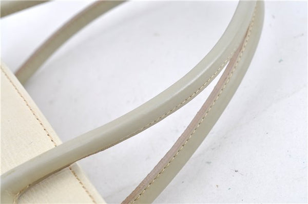 Authentic BURBERRY Vintage Leather Shoulder Bag Ivory H9092