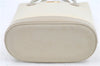 Authentic BURBERRY Vintage Leather Shoulder Bag Ivory H9092