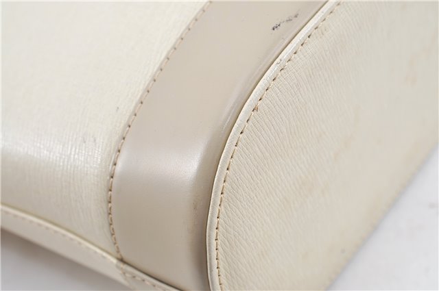 Authentic BURBERRY Vintage Leather Shoulder Bag Ivory H9092