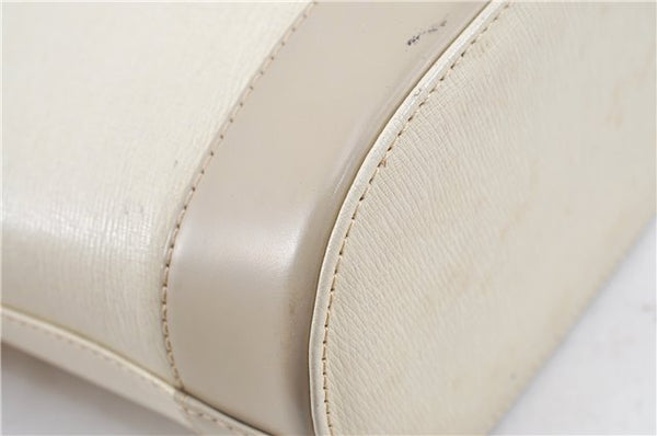 Authentic BURBERRY Vintage Leather Shoulder Bag Ivory H9092