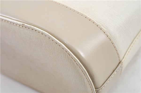 Authentic BURBERRY Vintage Leather Shoulder Bag Ivory H9092