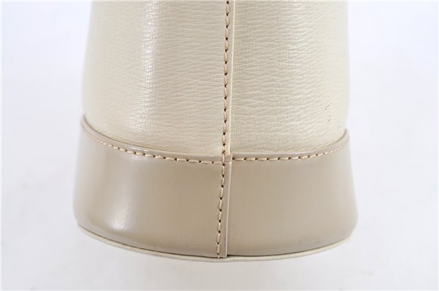 Authentic BURBERRY Vintage Leather Shoulder Bag Ivory H9092