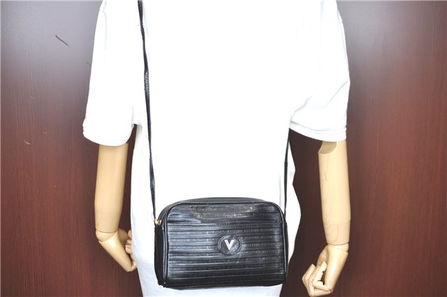 Authentic MARIO VALENTINO Shoulder Cross Body Bag Purse Leather Black H9112