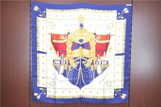 Auth HERMES Carre 90 Scarf 