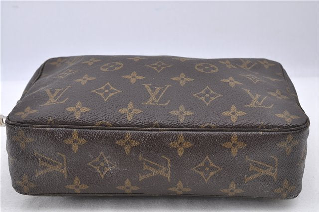 Auth Louis Vuitton Monogram Trousse Toilette 23 Clutch Hand Bag M47524 LV H9418