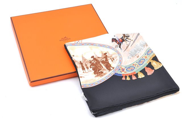 Authentic HERMES Carre 90 Scarf 