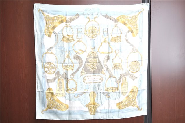 Authentic HERMES Carre 90 Scarf 