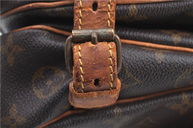 Auth Louis Vuitton Monogram Saumur 30 Shoulder Cross Body Bag M42256 LV H9575
