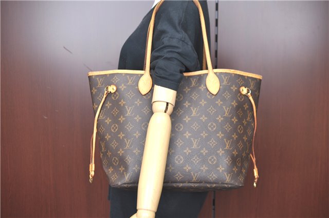 Authentic Louis Vuitton Monogram Neverfull MM Tote Bag M40156 LV H9577