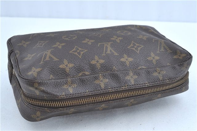 Auth Louis Vuitton Monogram Trousse Toilette 23 Clutch Hand Bag M47524 LV H9618