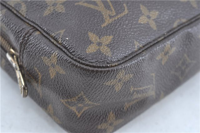 Auth Louis Vuitton Monogram Trousse Toilette 23 Clutch Hand Bag M47524 LV H9618