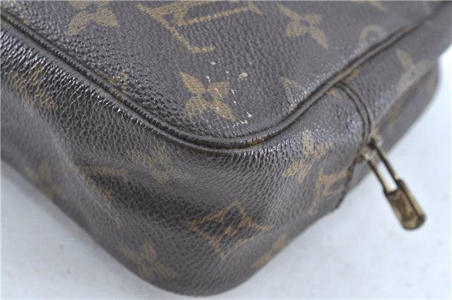 Auth Louis Vuitton Monogram Trousse Toilette 23 Clutch Hand Bag M47524 LV H9618