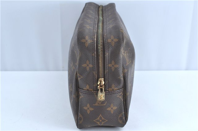 Auth Louis Vuitton Monogram Trousse Toilette 28 Clutch Hand Bag M47522 LV H9623