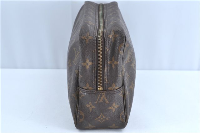 Auth Louis Vuitton Monogram Trousse Toilette 28 Clutch Hand Bag M47522 LV H9623