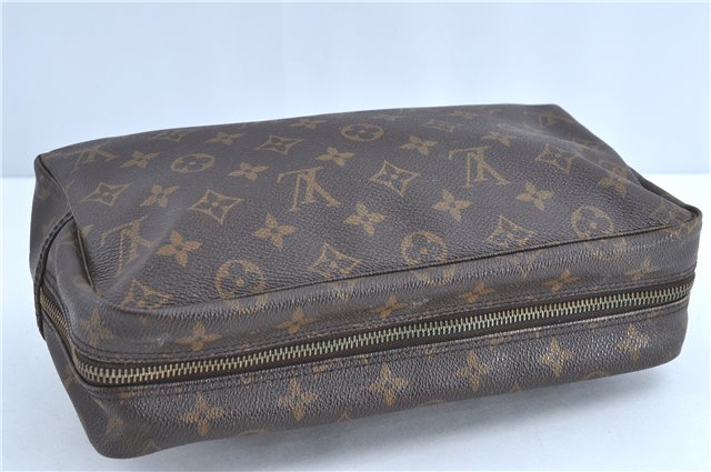Auth Louis Vuitton Monogram Trousse Toilette 28 Clutch Hand Bag M47522 LV H9623